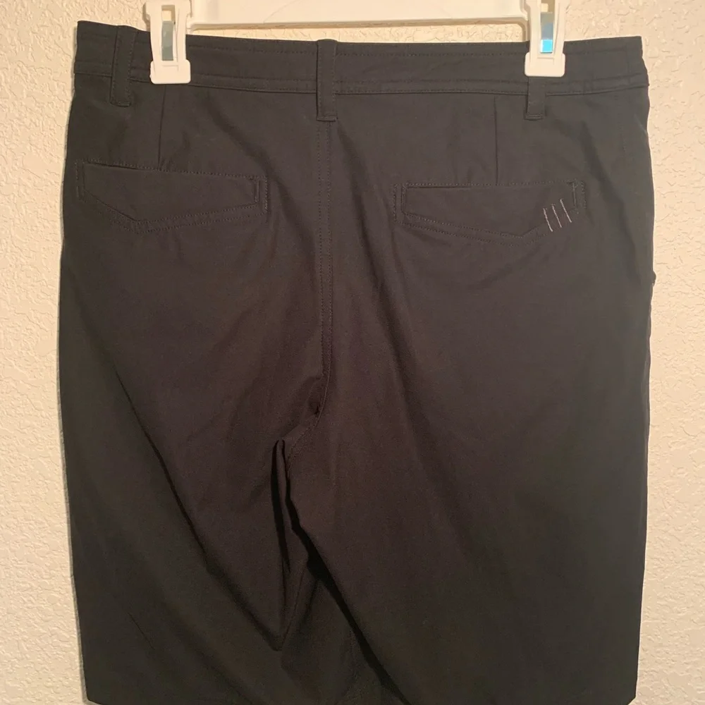 Lululemon Golf Shorts - Picture 3 of 3
